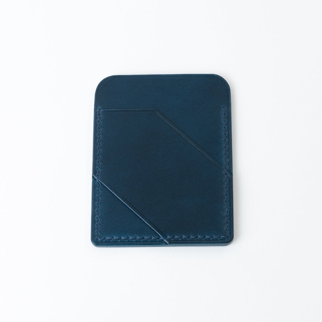 3-taskuinen korttikotelo